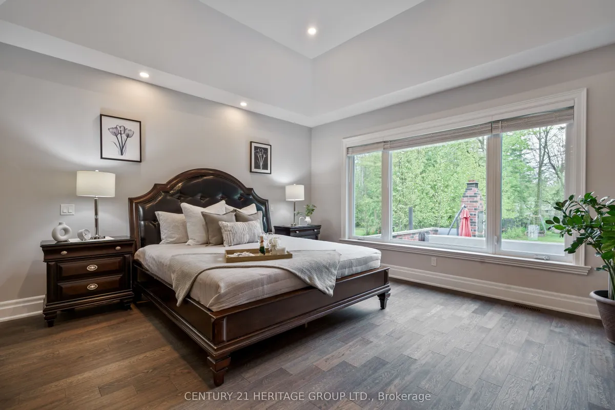 1894 Simcoe Boulevard, ON L9S 4N4