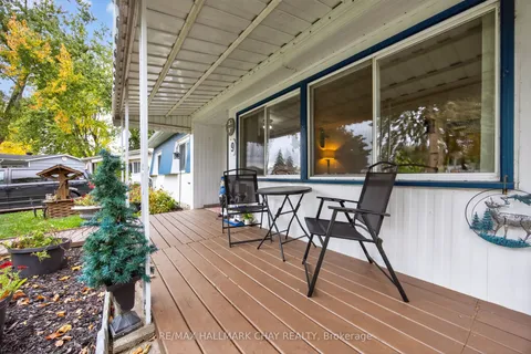 9 Locust Hill Court, ON L9S 1R7