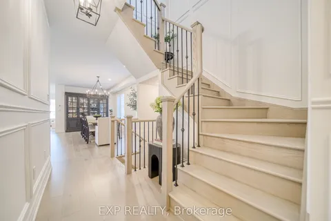 42 Meadow Vista Crescent, ON L9N 0T4