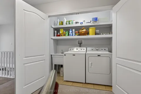 655 Glen Cedar Crescent, ON L9S 2J5