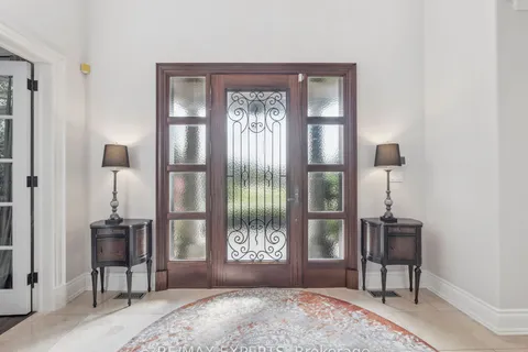 105 Eden Vale Drive, ON L7B 1L9