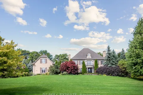 105 Eden Vale Drive, ON L7B 1L9