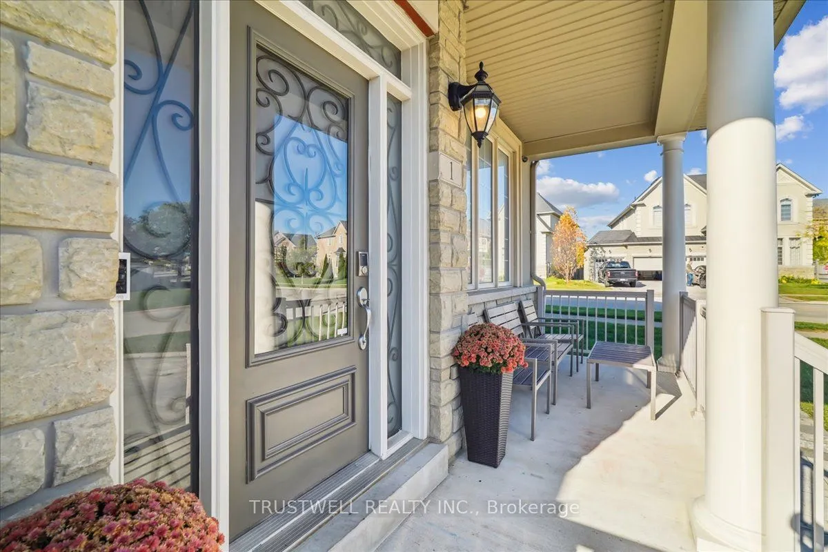 1 Mccombe Lane, ON L6A 4G4