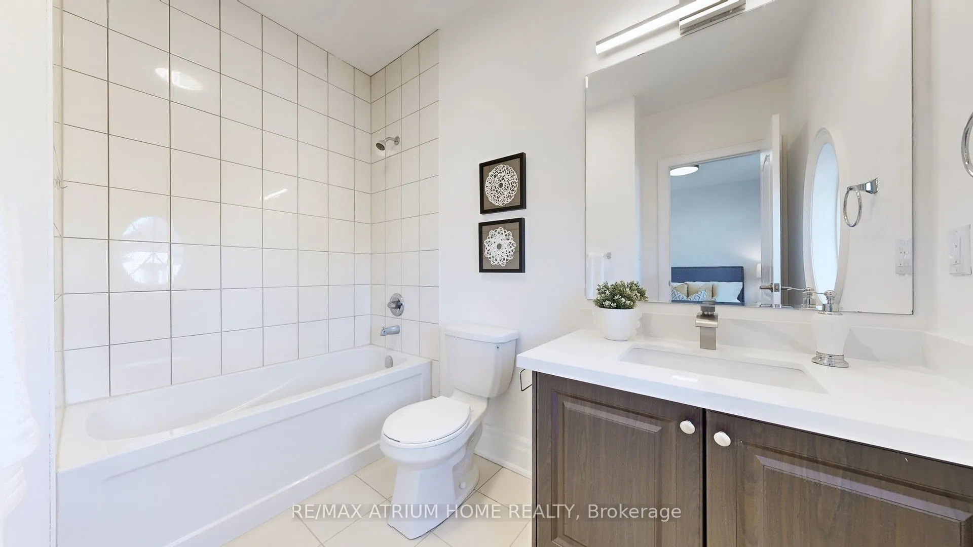 37 Hamster Crescent, ON L4G 3G7