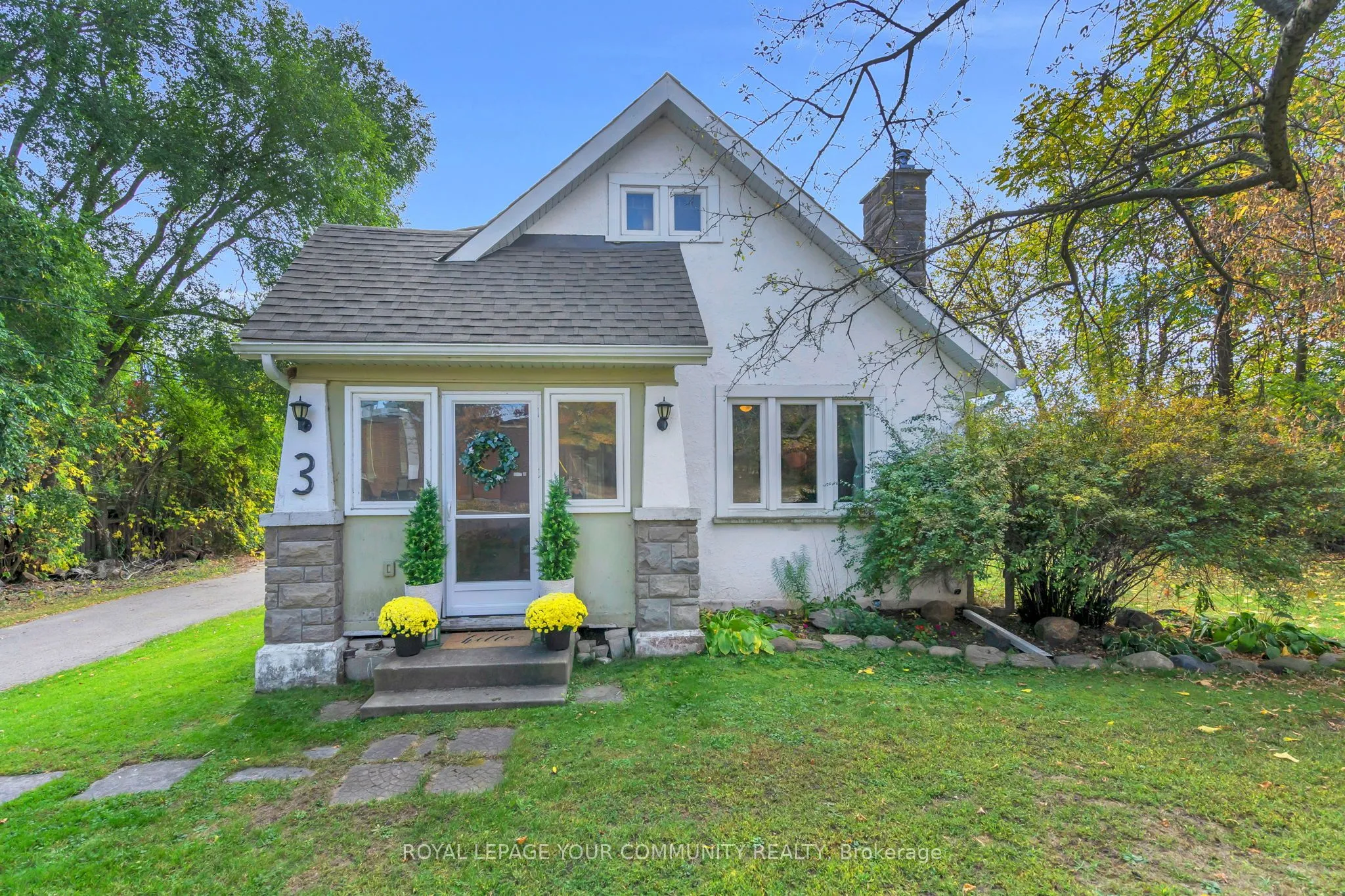 3 Catering Road, ON L0E 1R0