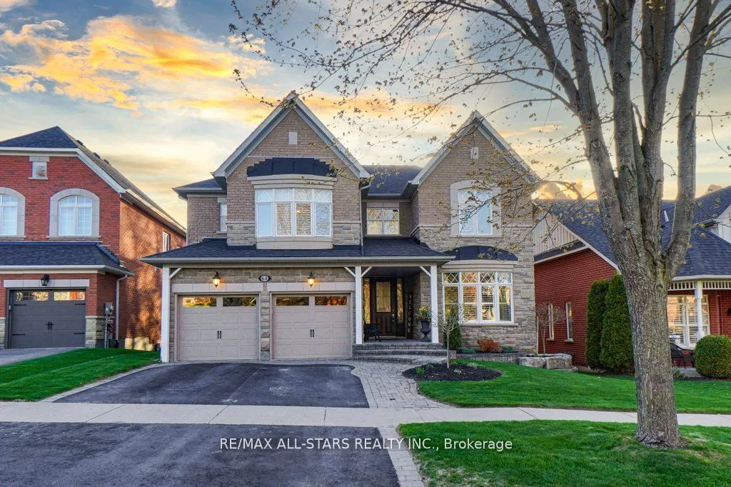 64 Button Crescent, ON L9P 1Z6