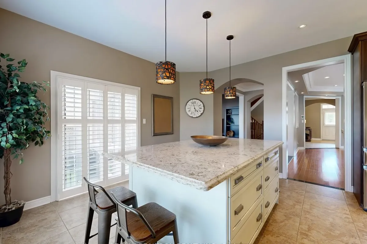 44 Rivermill Crescent, ON L6A 0J3