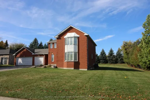 175 Treegrove Circle, ON L4G 6M1