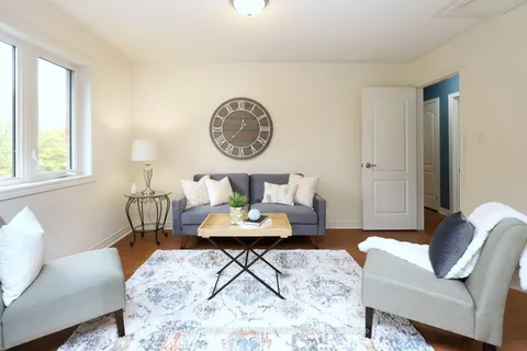 7 BRENT Road, ON L9N 1R9