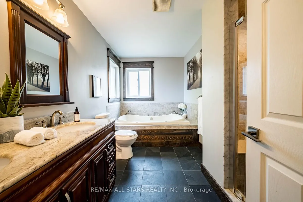 59 Barton Lane, ON L9P 1V3