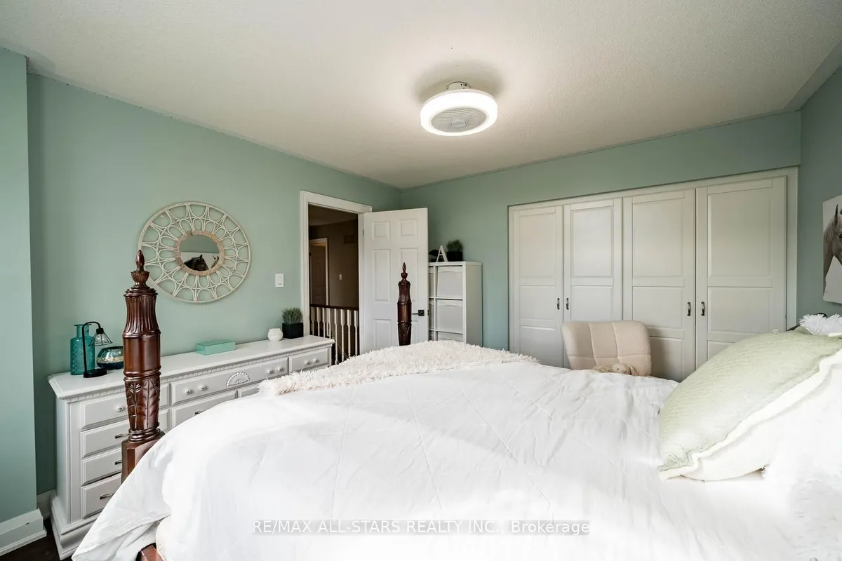 59 Barton Lane, ON L9P 1V3