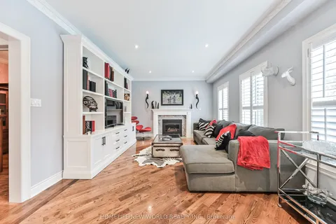 46 El Dorado Street, ON L4C 0G8