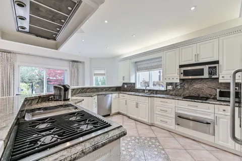 46 El Dorado Street, ON L4C 0G8