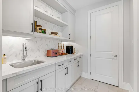 94 Crawford Drive, ON L7B 0P9