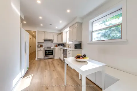 1 Laurentide Avenue, ON L4G 3B3