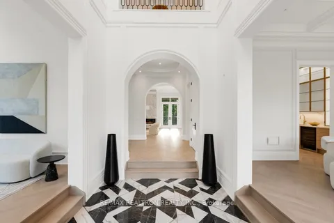 196 Kennedy Street, ON L4G 2L7