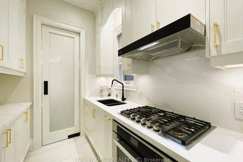 90 Fred Varley Drive, ON L3R 1S8