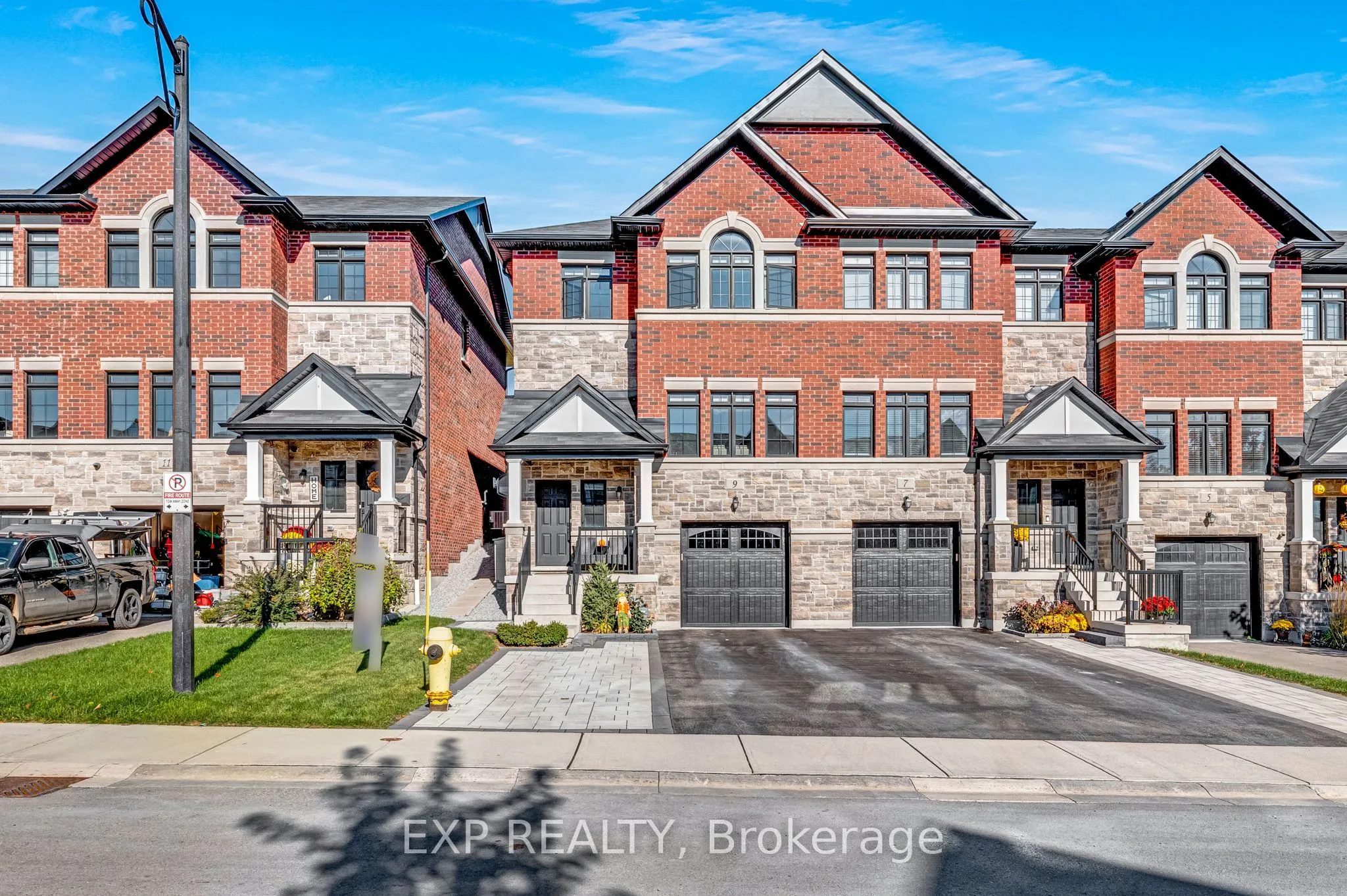 9 Gord Matthews Way, ON L9P 0E9