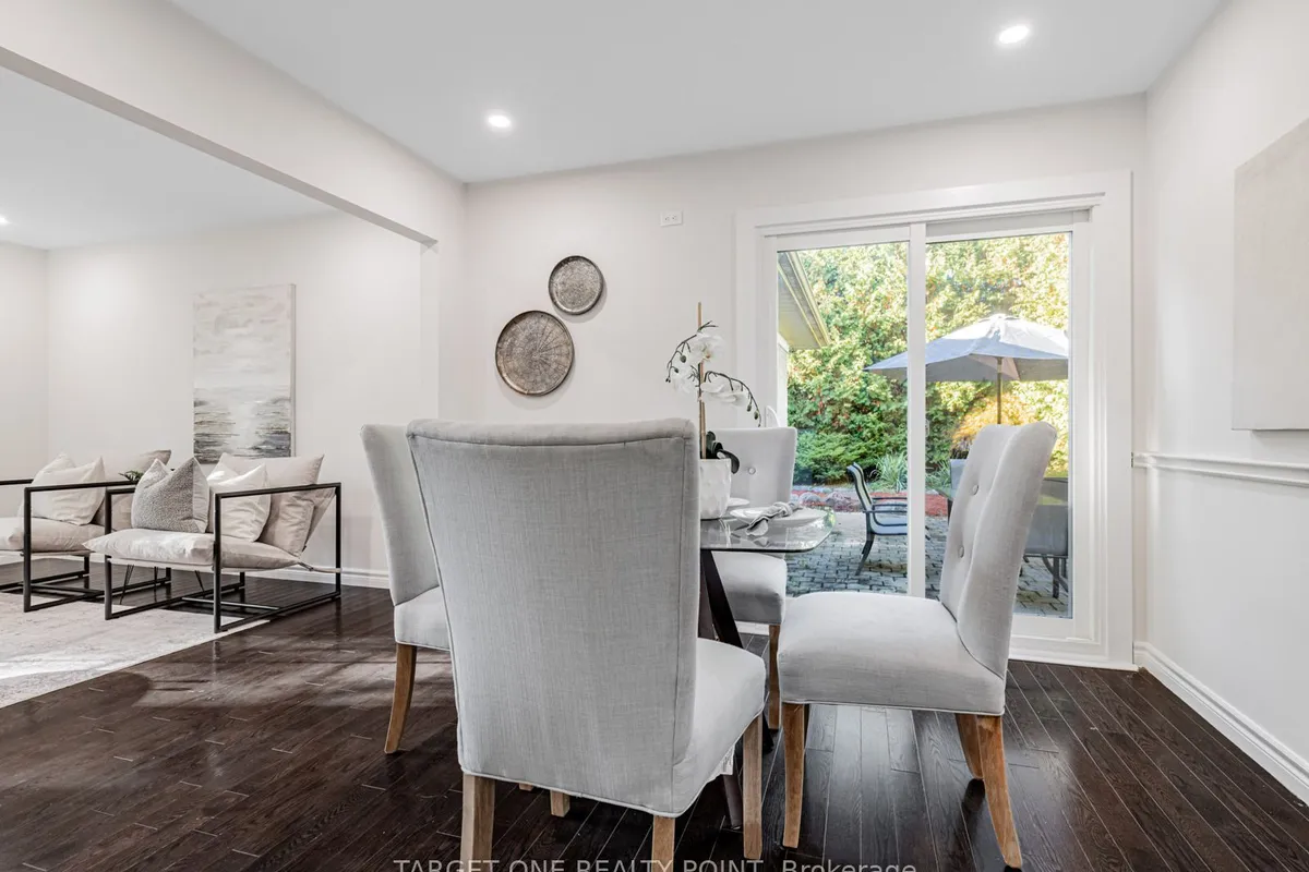 93 Mayvern Crescent, ON L4C 5J6