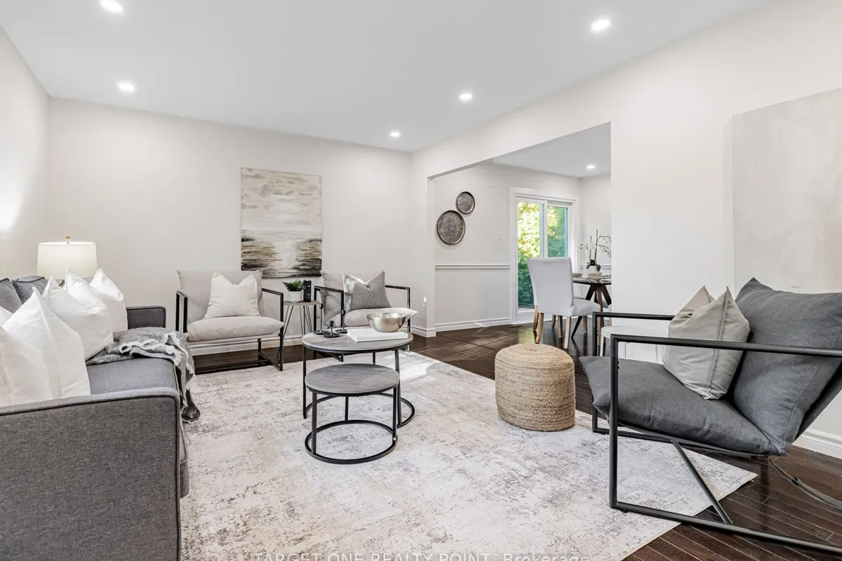 93 Mayvern Crescent, ON L4C 5J6