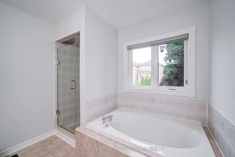 273 Conover Avenue, ON L4G 7X2