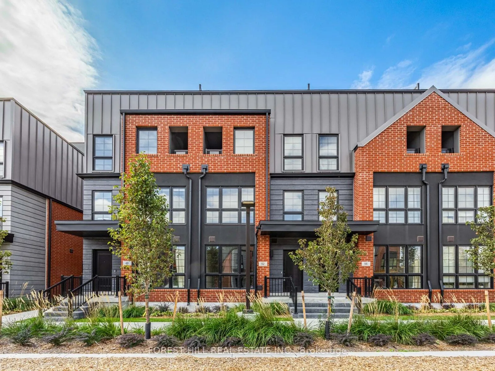 52 Burleigh Mews, ON L4J 8A2