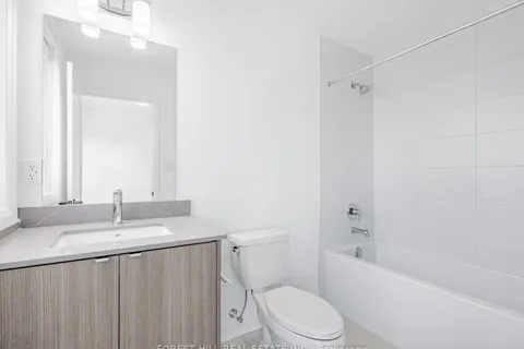 222 Atkinson Avenue, ON L4J 4R3