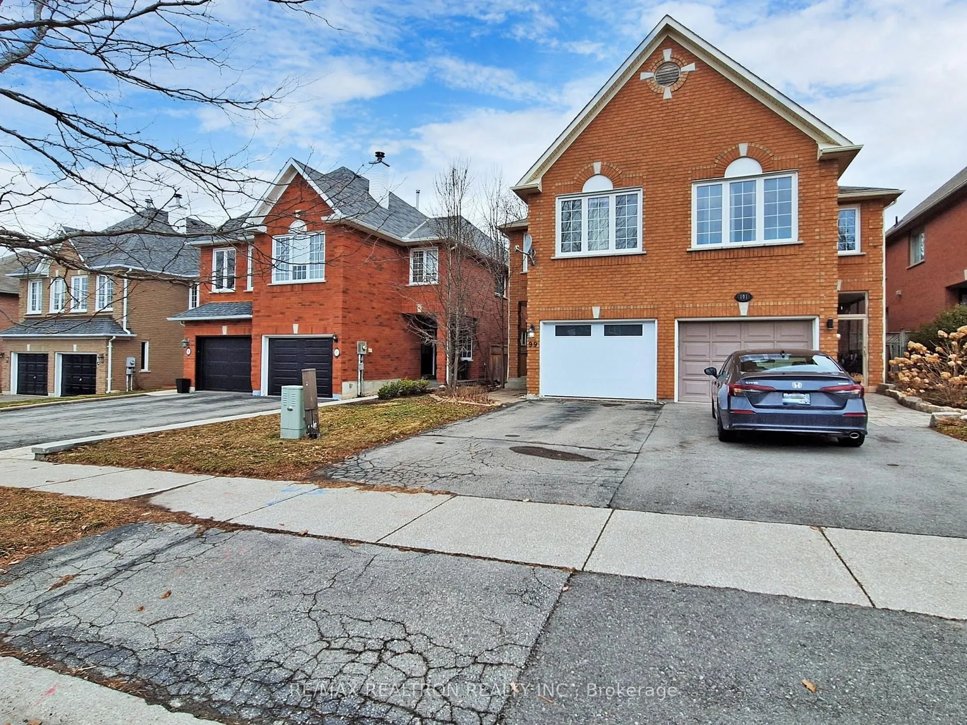 99 Widdifield Avenue, ON L3X 1Z3