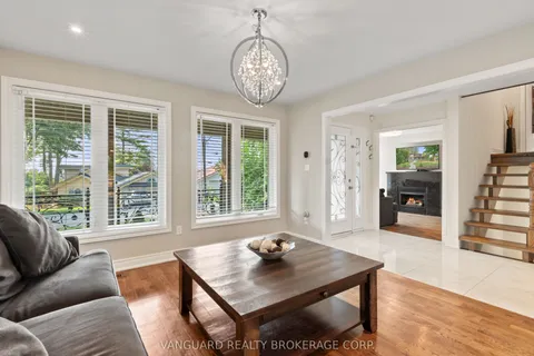 724 Lakelands Avenue, ON L9S 4E6