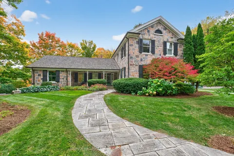 553 St John's Side Road, ON L4G 0N1