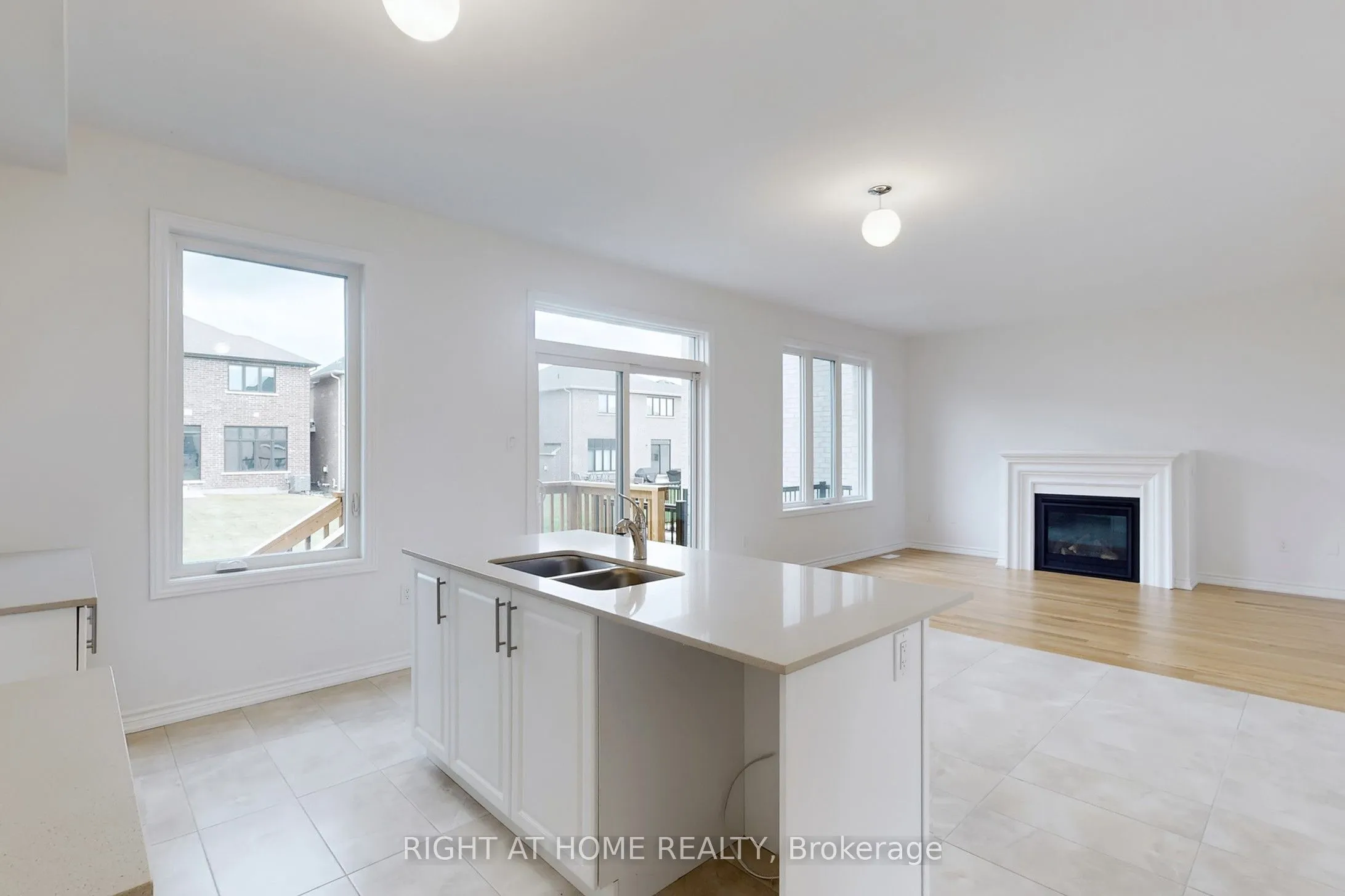 40 Ainslie Hill Crescent, ON L0E 1R0