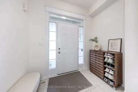 29 Bellflower Lane, ON L4E 0E4