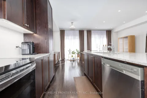 29 Bellflower Lane, ON L4E 0E4