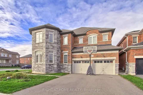 2236 Lozenby Street, ON L9S 0M8