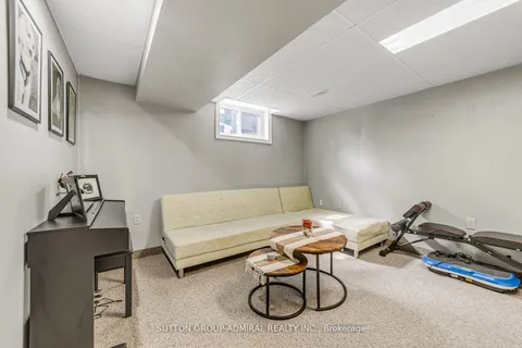 10 Kitimat Crescent, ON L4G 3C3