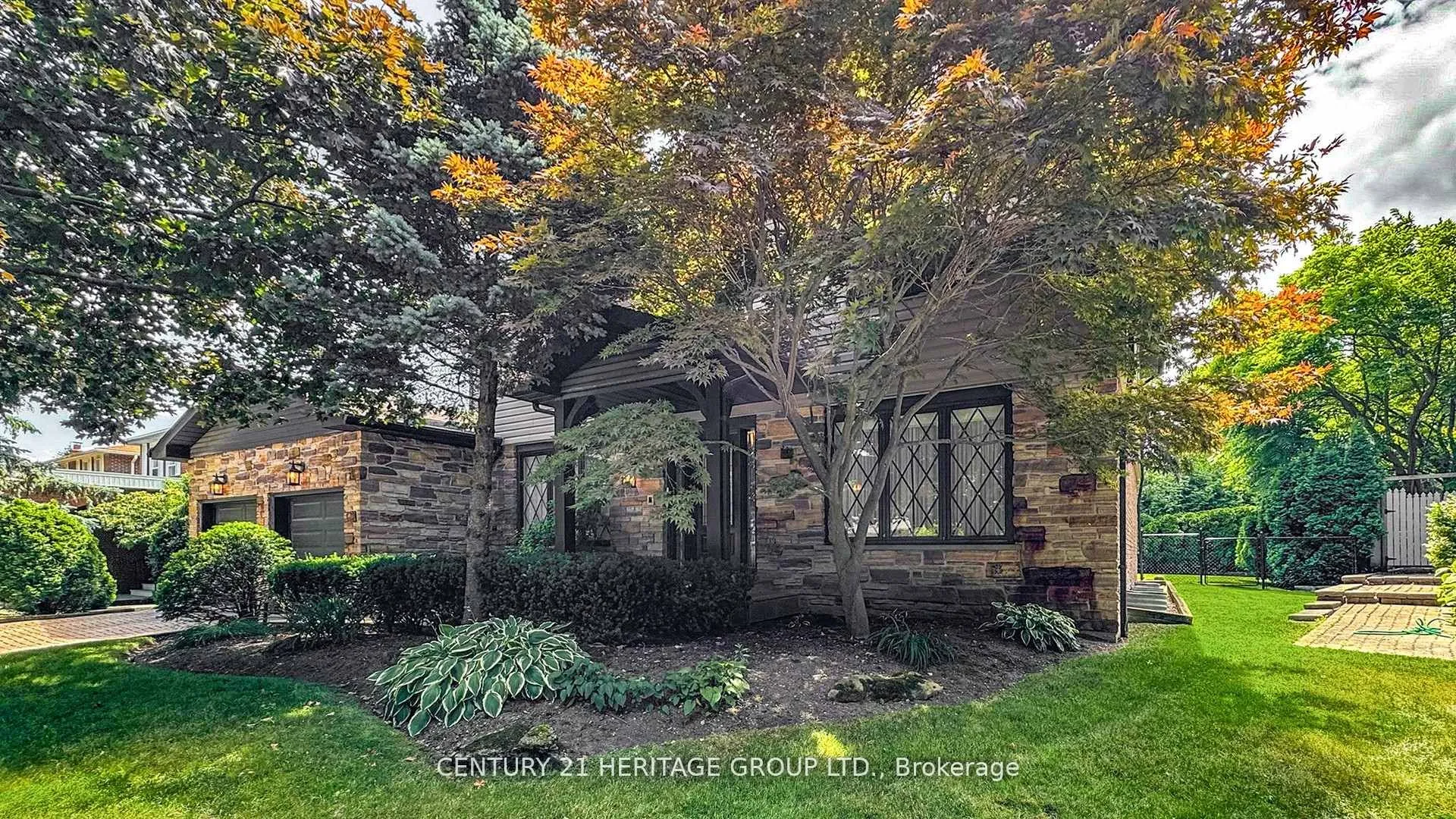 280 Henderson Avenue, ON L3T 2M2