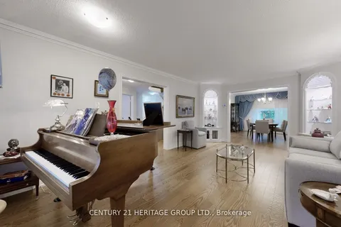 280 Henderson Avenue, ON L3T 2M2