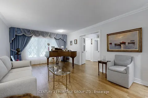 280 Henderson Avenue, ON L3T 2M2