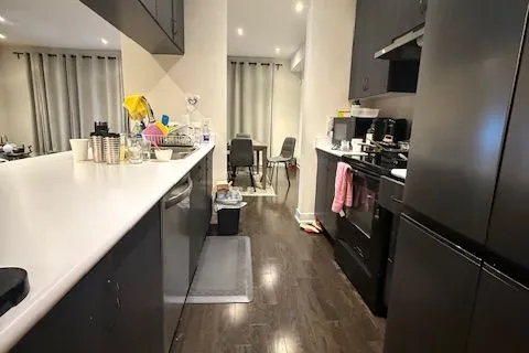 52 Helliwell Crescent, ON L4E 1C7