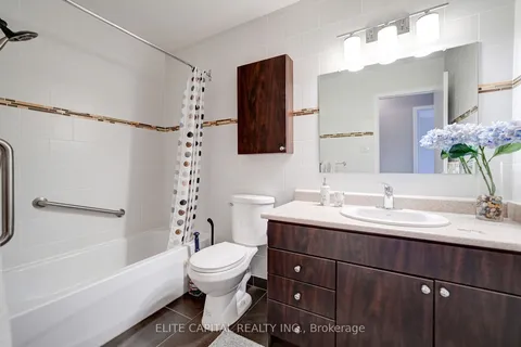 9 Snowshoe Crescent, ON L3T 4M5