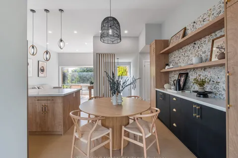 393 Paliser Crescent, ON L4C 1S2