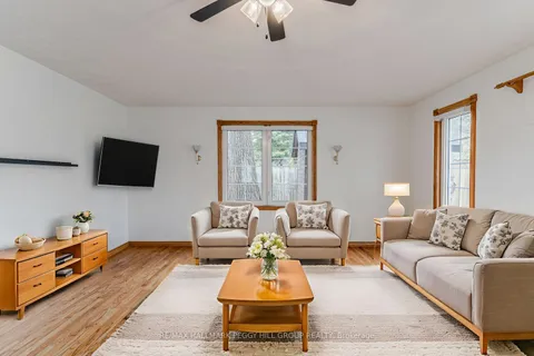 40 Queen Street, ON L9R 1L2