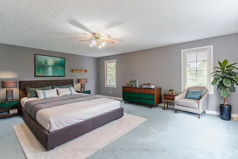 40 Queen Street, ON L9R 1L2