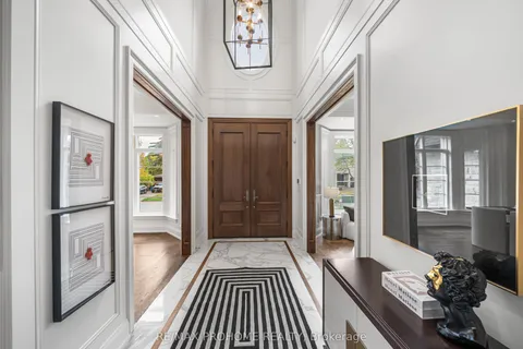 8 Worsley Court, ON L3R 1V4