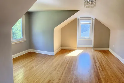 134 James Street, ON L7B 1J6