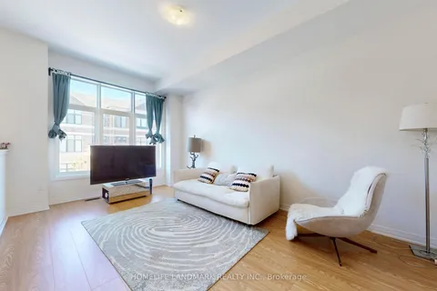 17 Kahshe Lane, ON L4S 0N7