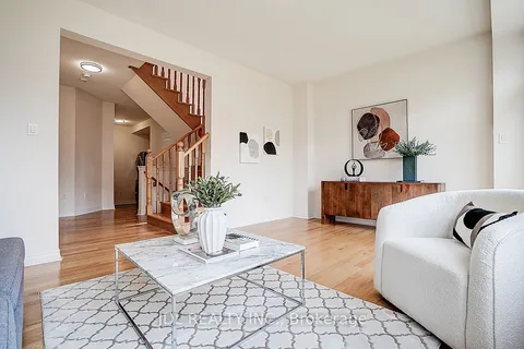 10 Caine Street, ON L4S 0H2