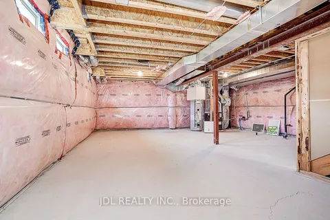 10 Caine Street, ON L4S 0H2