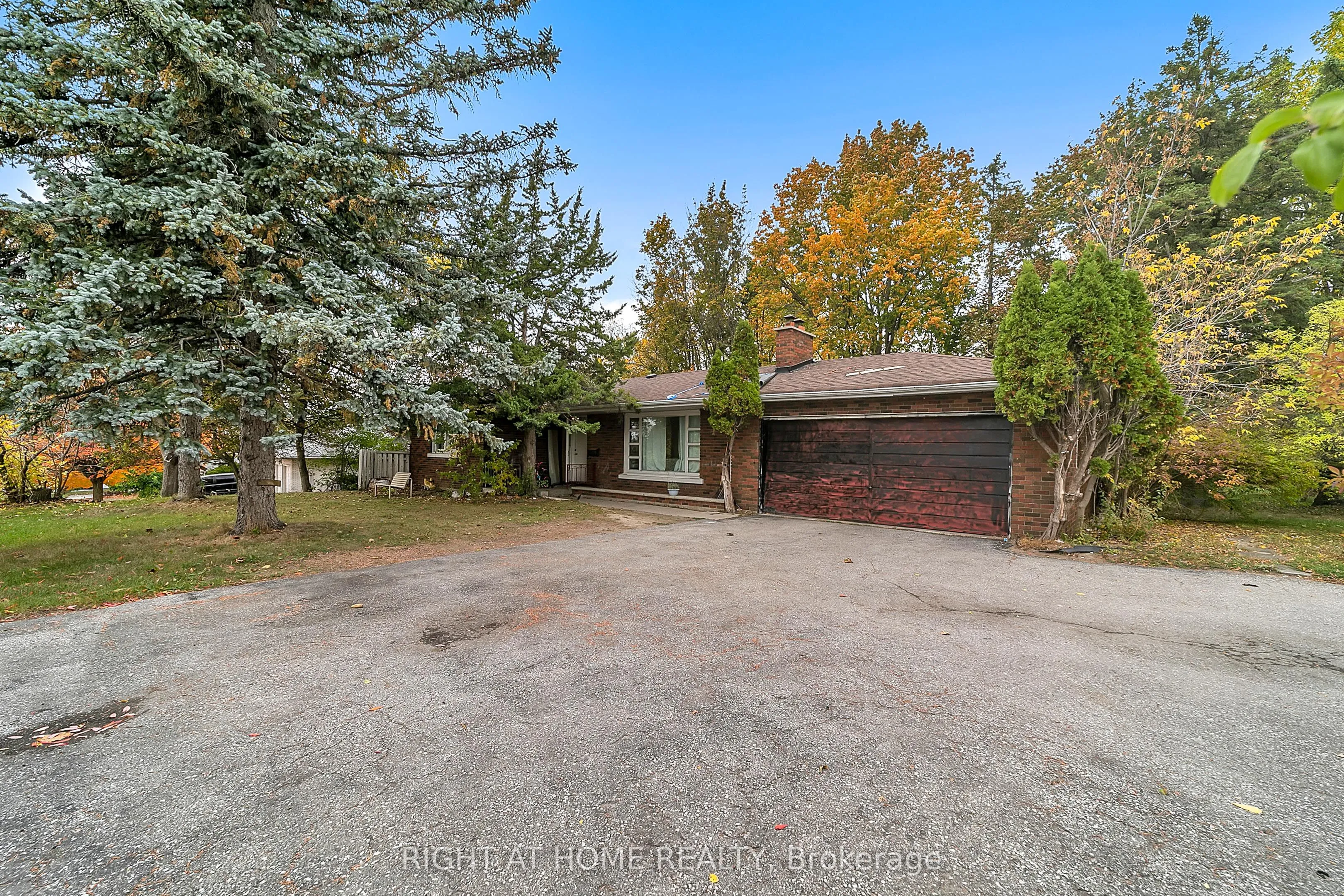1029 Davis Drive, ON L3Y 2R8