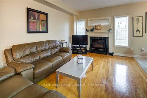 146 Peninsula Crescent, ON L4S 1X9